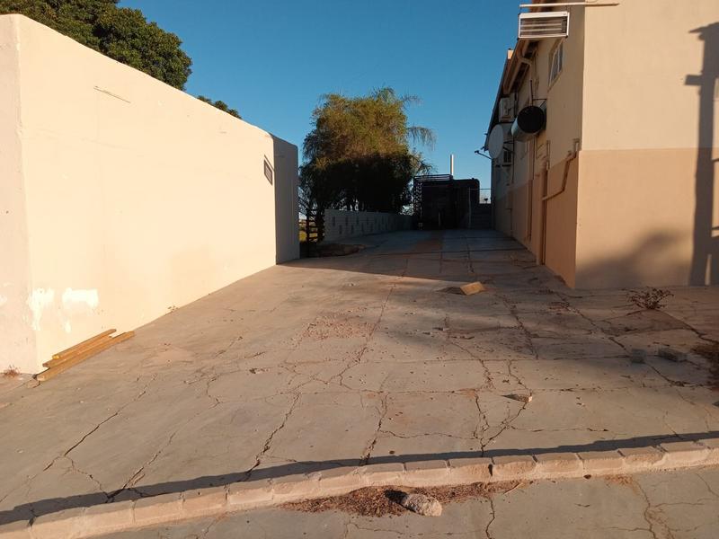 4 Bedroom Property for Sale in Kakamas Northern Cape